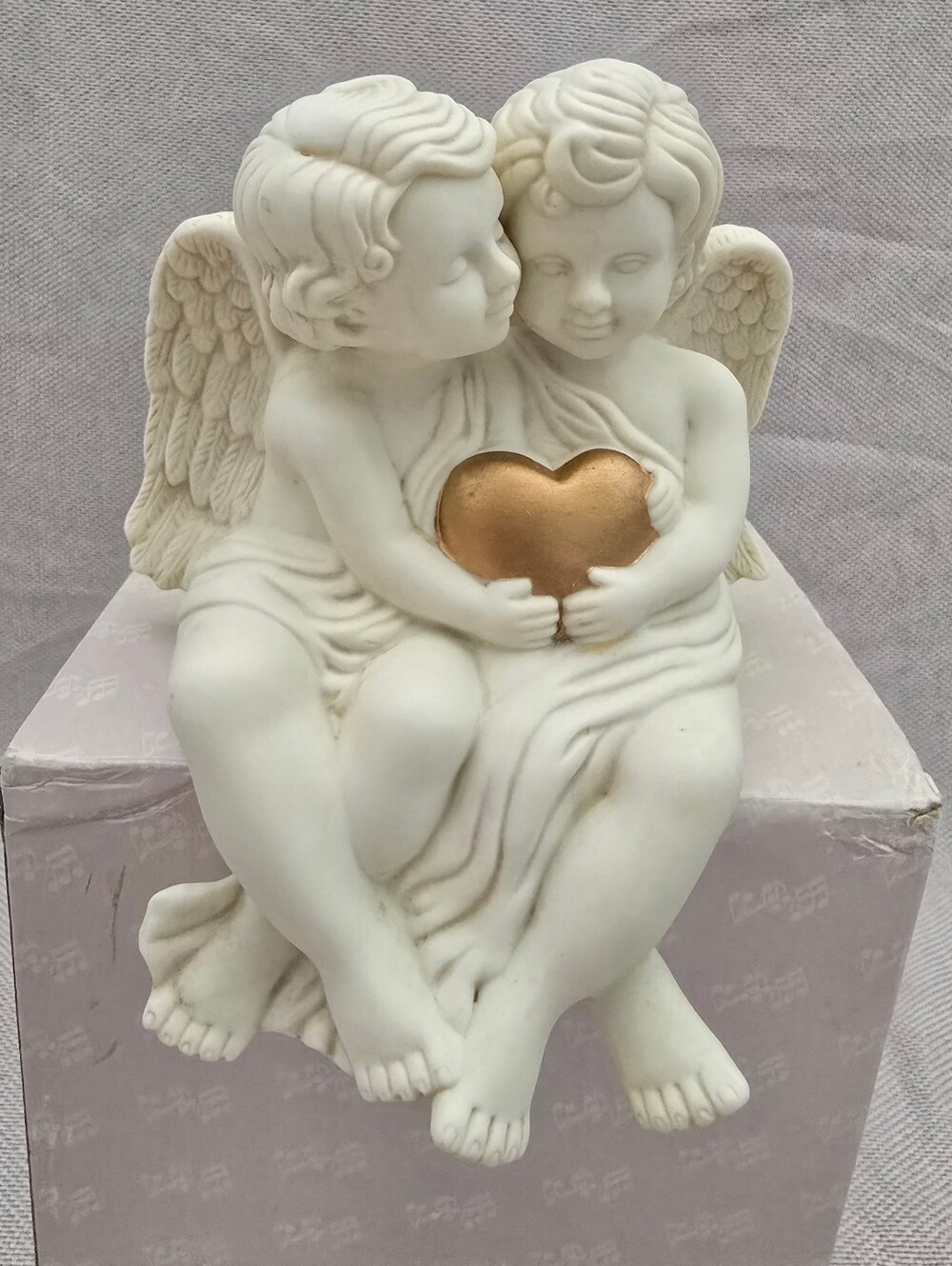 VINTAGE Cupid Couple Music Box Shelf Sitter San Francisco Music Box 1996